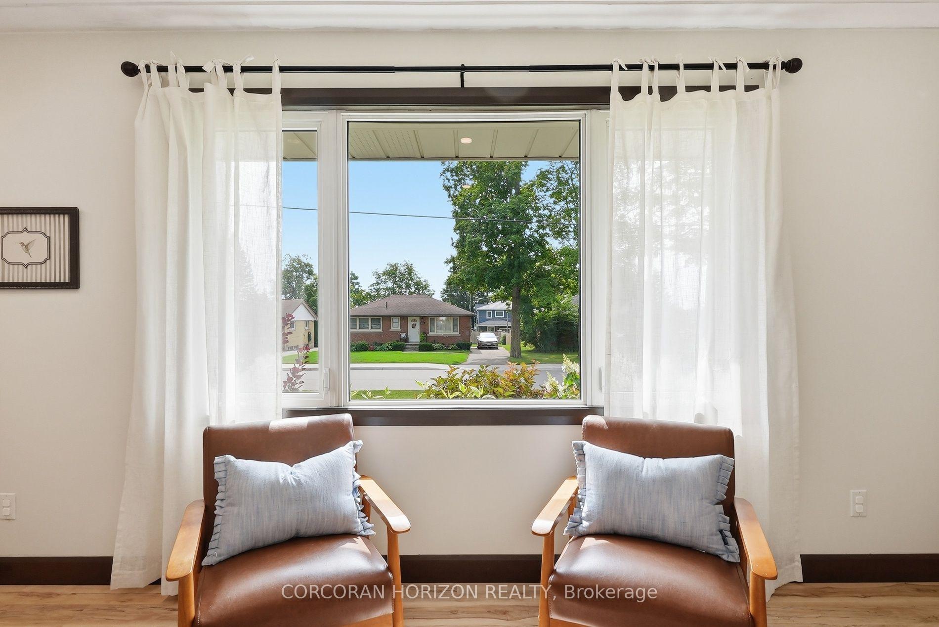 Photo 9 of 491 St George Street E, Centre Wellington, Fergus — HOMEH