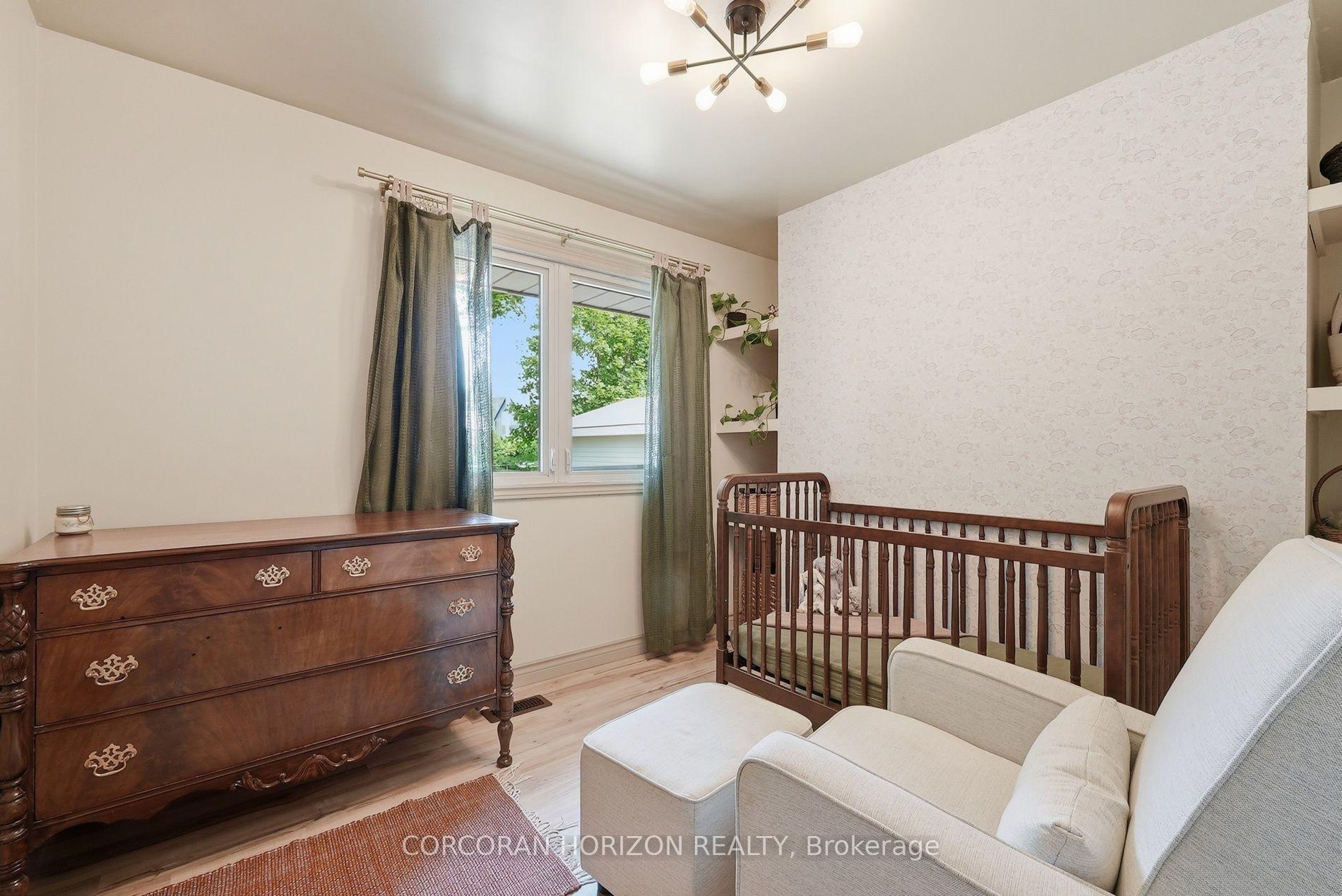 Photo 15 of 491 St George Street E, Centre Wellington, Fergus — HOMEH