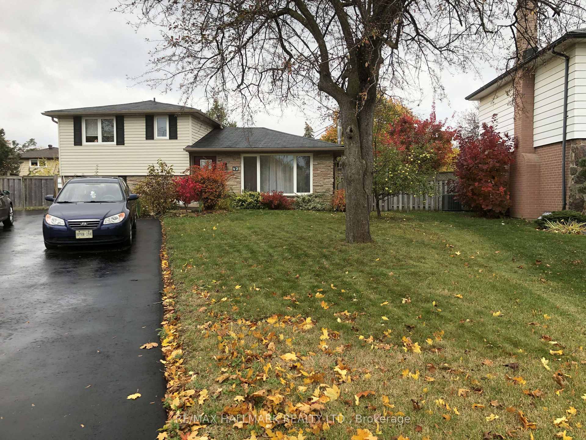Photo 1 of Unit Main Floor, 42 Abbey Road, Brampton, Brampton East — HOMEH