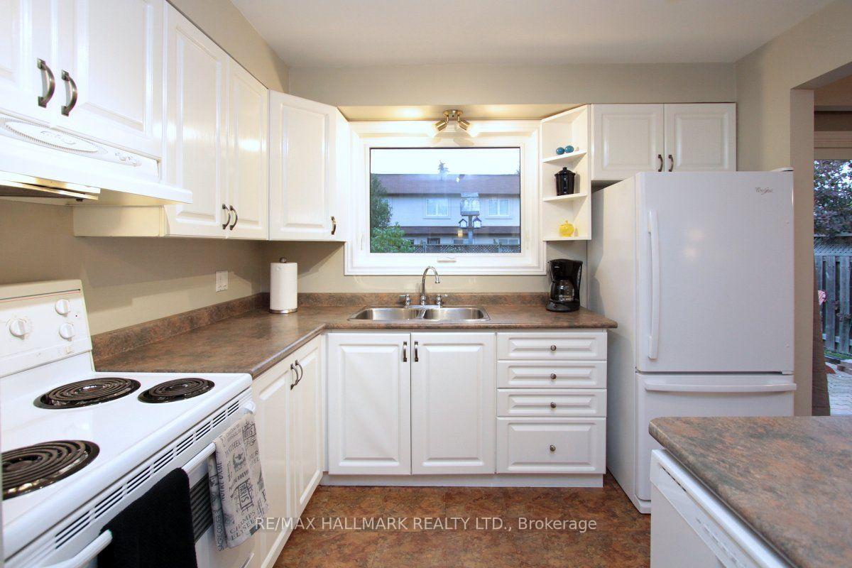 Photo 15 of Unit Main Floor, 42 Abbey Road, Brampton, Brampton East — HOMEH