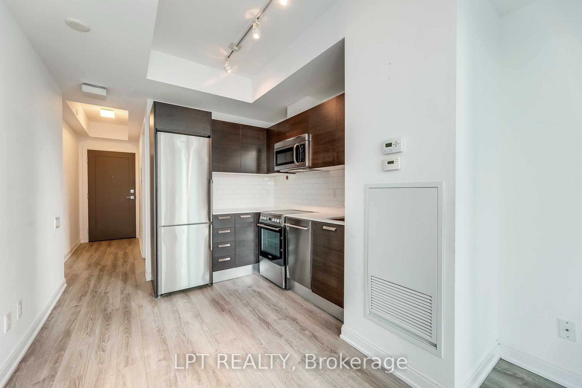 Photo 3 of Unit 1403, 42 Charles Street E, Toronto, Church-Yonge Corridor — HOMEH