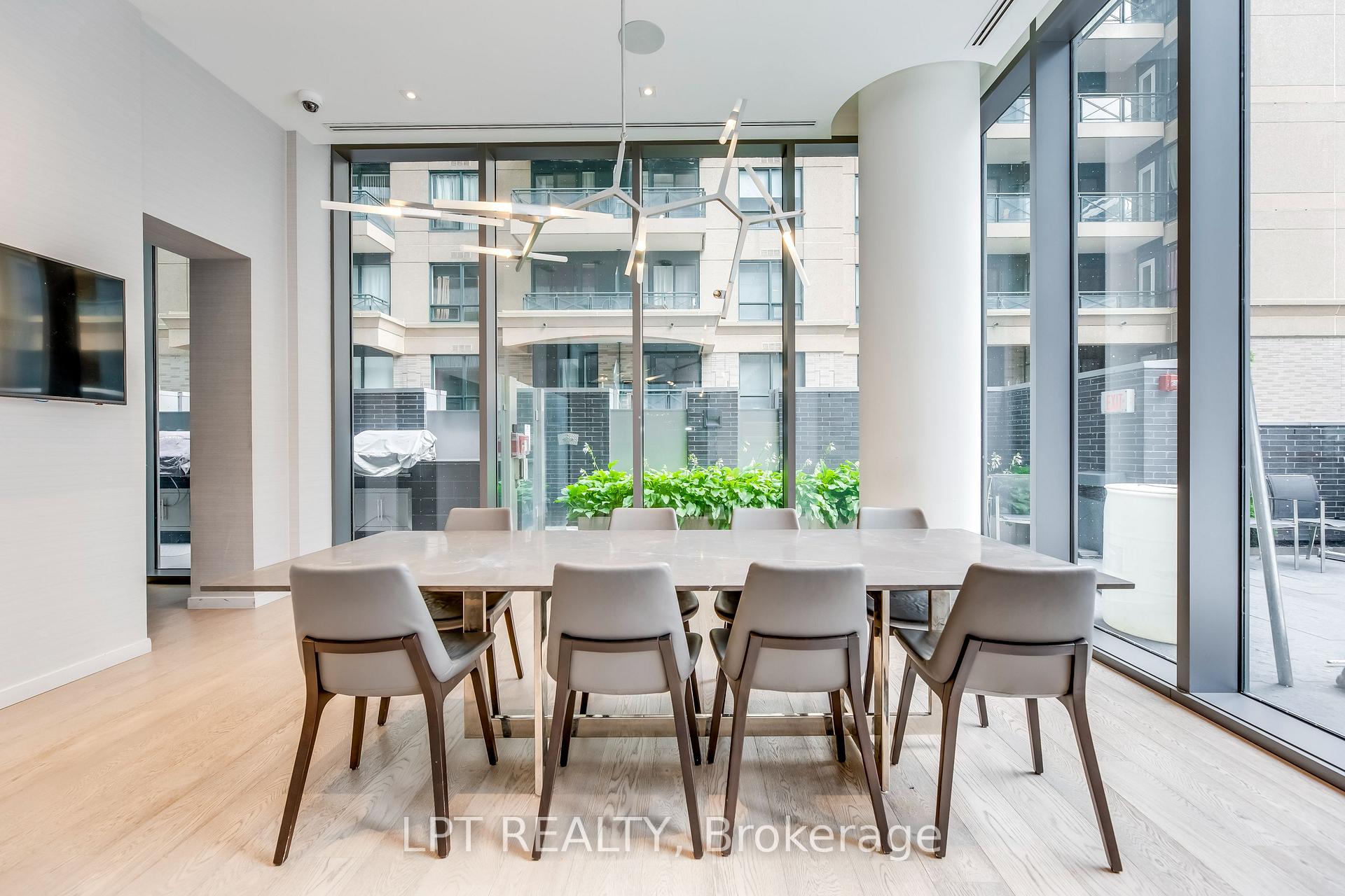 Photo 17 of Unit 1403, 42 Charles Street E, Toronto, Church-Yonge Corridor — HOMEH