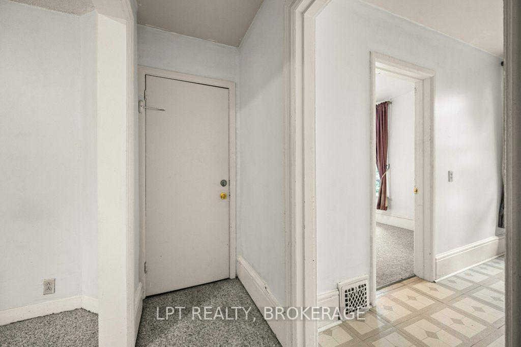 Photo 20 of 374 Barrie Street, Kingston, East of Sir John A. Blvd — HOMEH