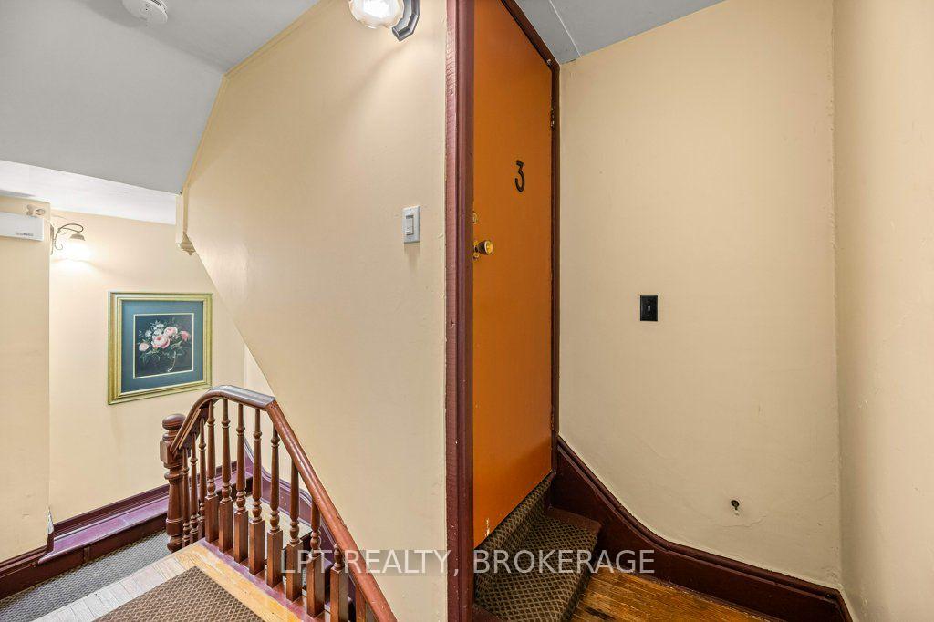 Photo 31 of 374 Barrie Street, Kingston, East of Sir John A. Blvd — HOMEH