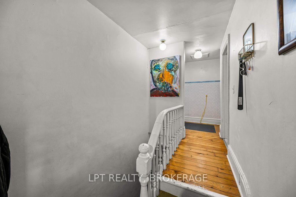 Photo 32 of 374 Barrie Street, Kingston, East of Sir John A. Blvd — HOMEH