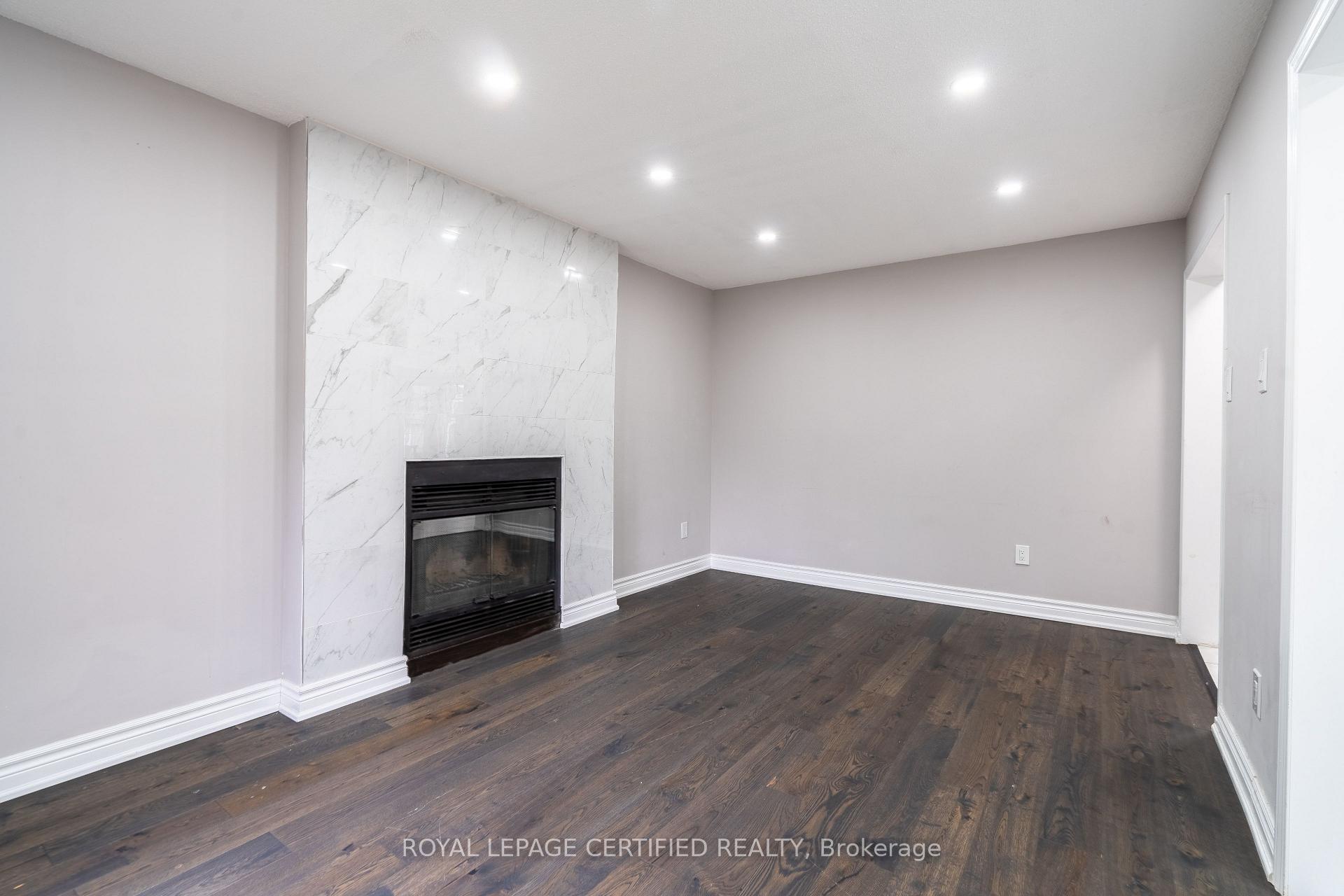 Photo 12 of 976 Grandview Street N, Oshawa, Pinecrest — HOMEH