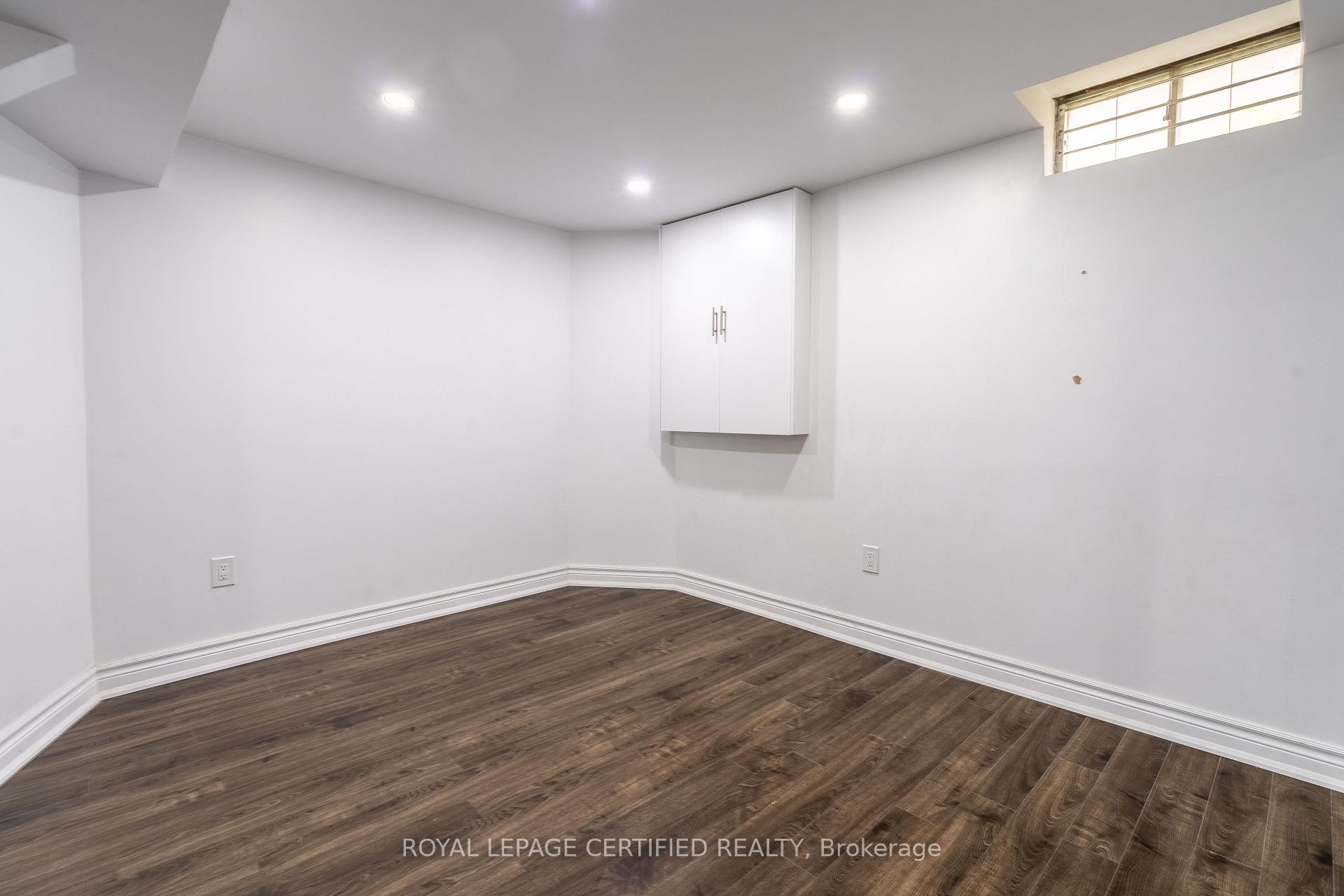Photo 27 of 976 Grandview Street N, Oshawa, Pinecrest — HOMEH