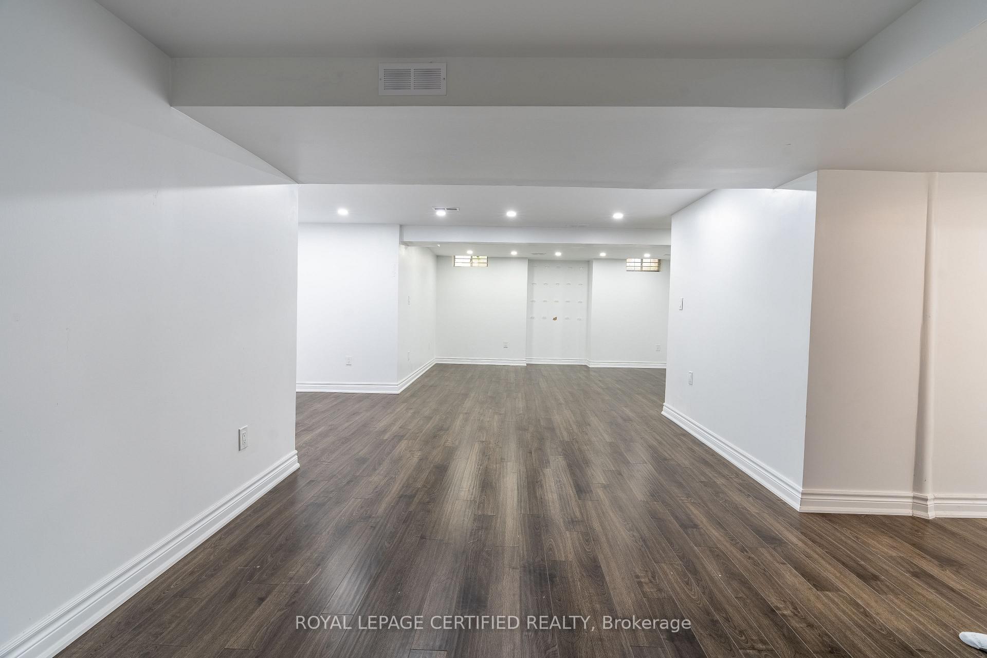 Photo 31 of 976 Grandview Street N, Oshawa, Pinecrest — HOMEH