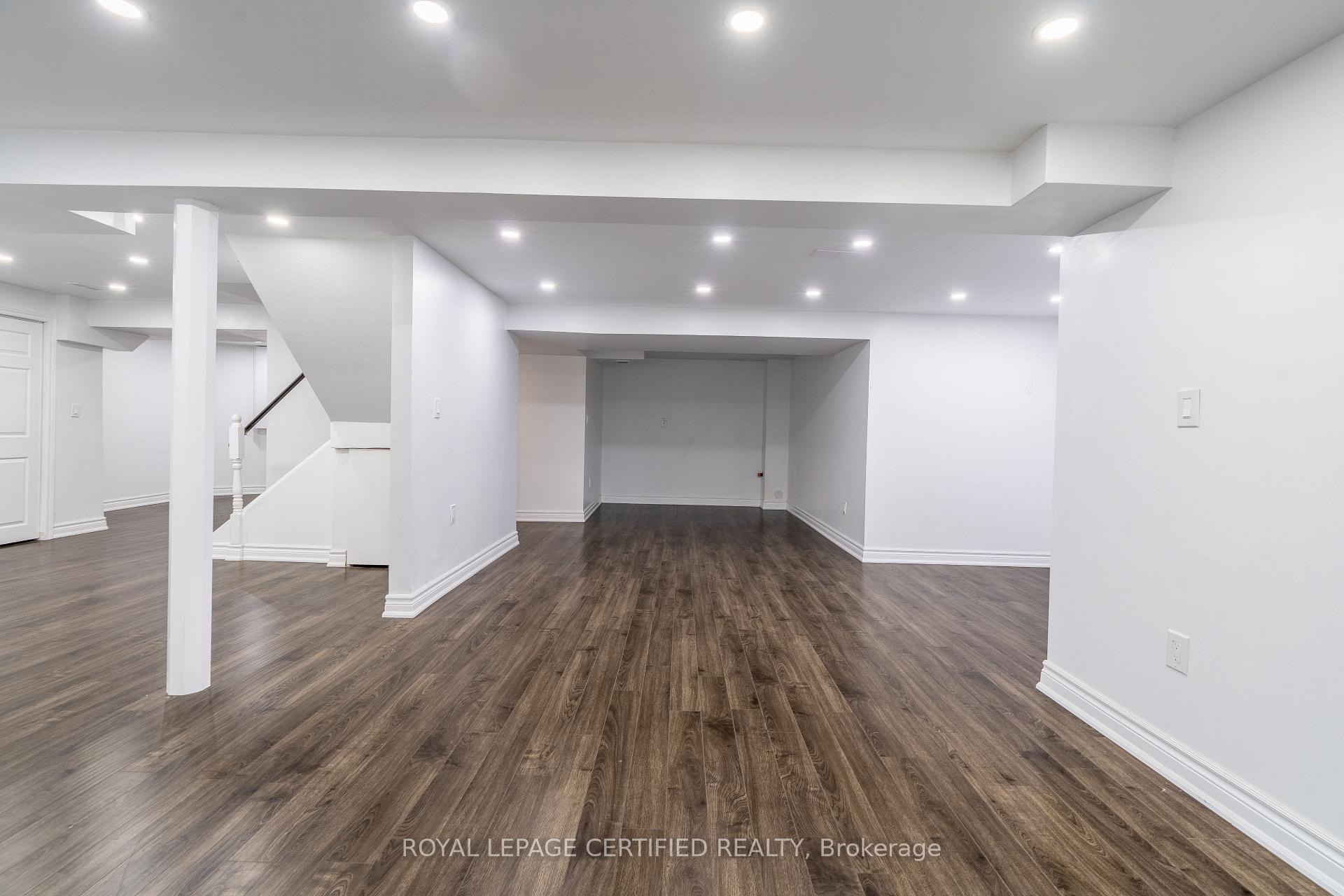 Photo 34 of 976 Grandview Street N, Oshawa, Pinecrest — HOMEH
