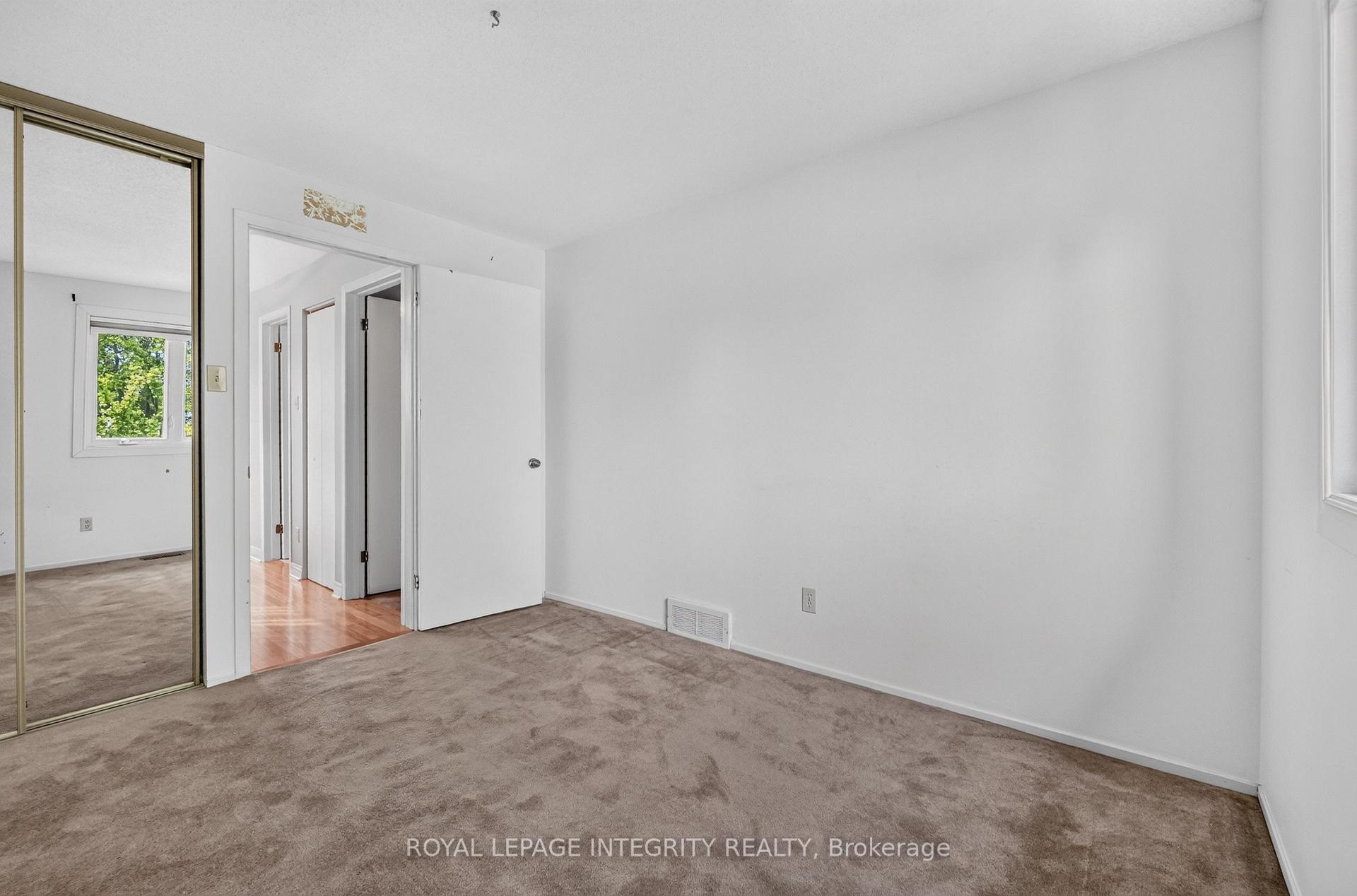 Photo 28 of 1883 Des Prairies Avenue, Ottawa, Queenswood Heights South — HOMEH