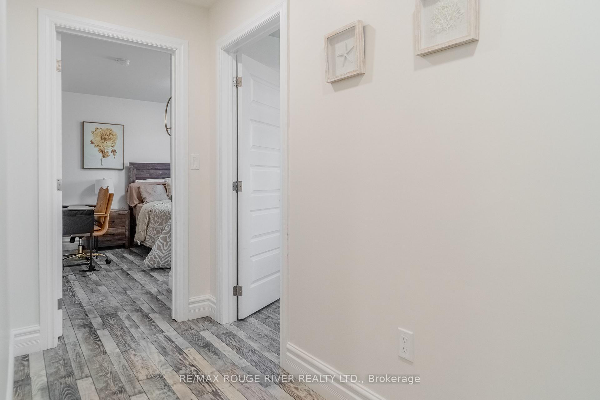 Photo 32 of 1721 S Cameron Blvd, Windsor — HOMEH