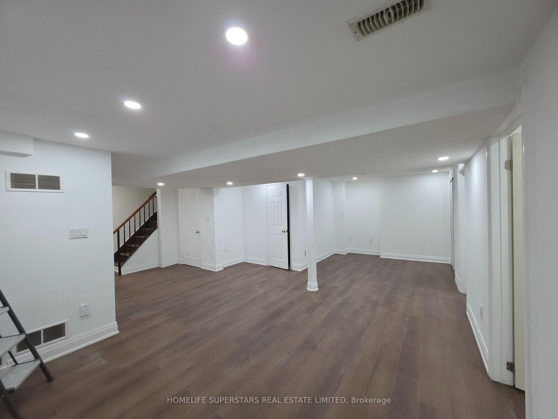Photo 3 of Unit Basement, 5 Big Moe Crescent, Brampton, Bram East — HOMEH