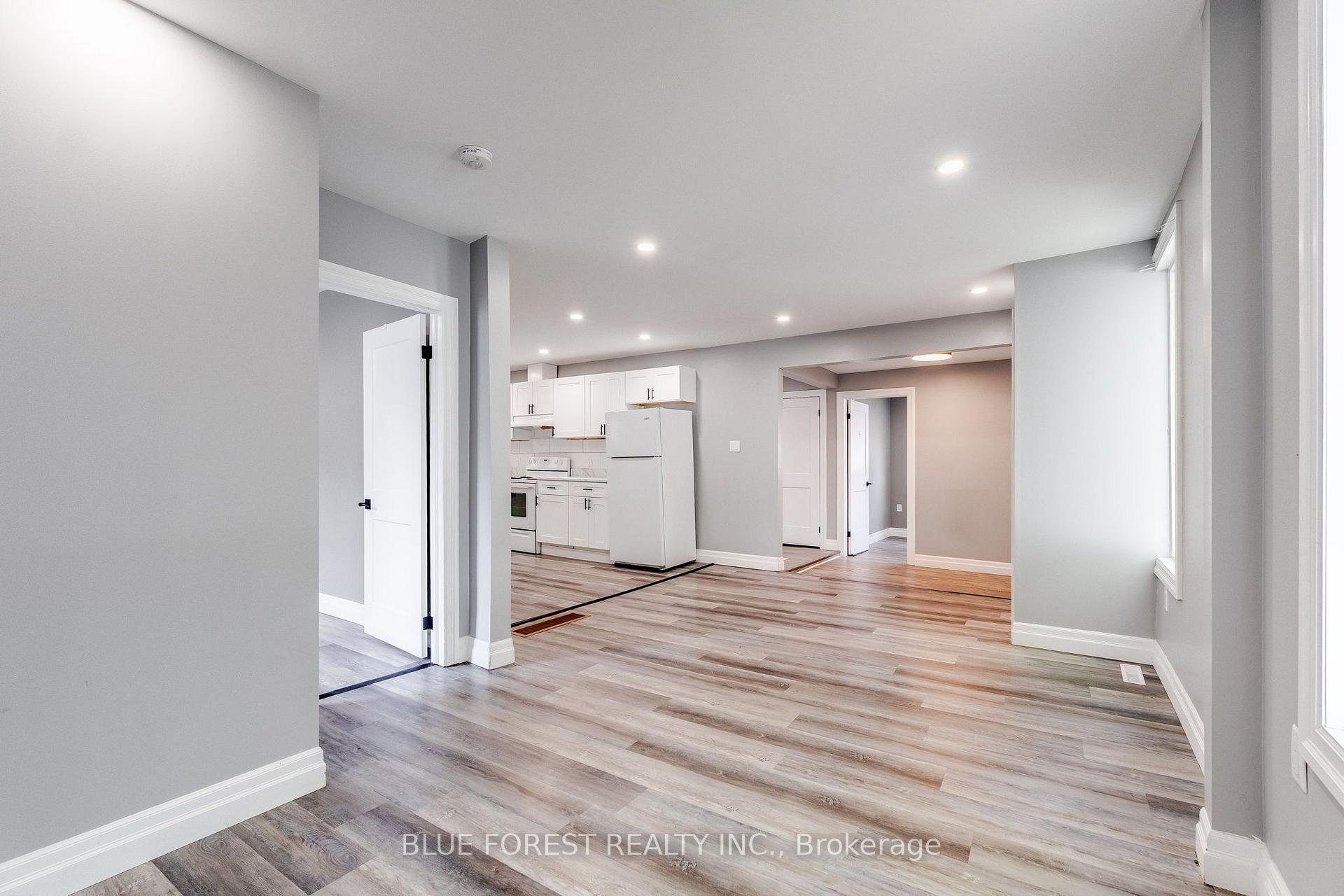 Photo 6 of 30 Park Avenue E, Chatham-Kent, Chatham — HOMEH