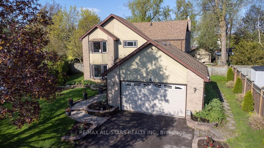 Photo 2 of 29 Mcdonagh Drive, Kawartha Lakes, Lindsay — HOMEH