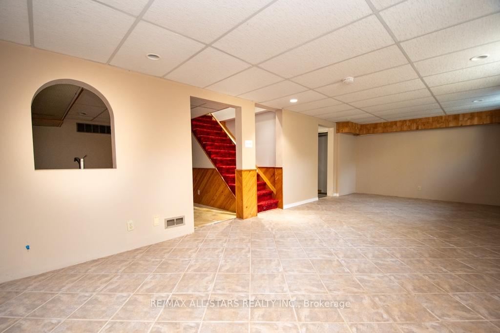 Photo 34 of 29 Mcdonagh Drive, Kawartha Lakes, Lindsay — HOMEH