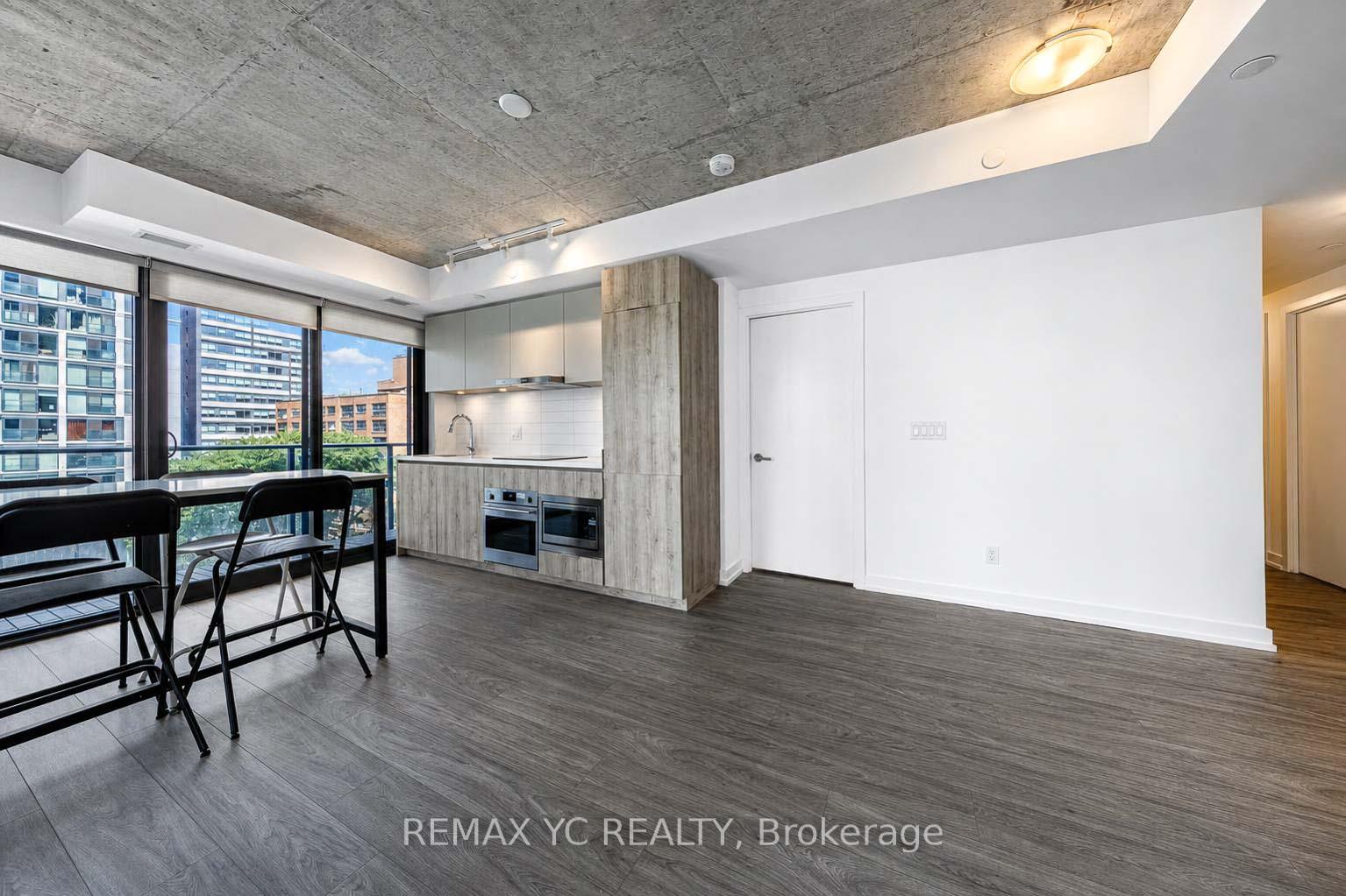Photo 4 of Unit 803, 47 Mutual Street, Toronto, Church-Yonge Corridor — HOMEH