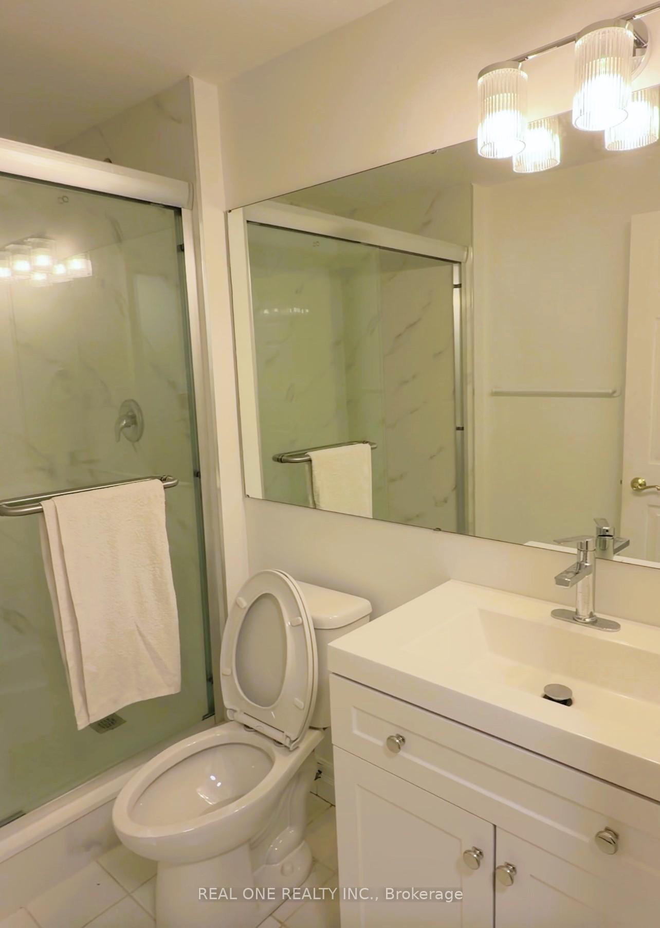 Photo 10 of Unit A, 86 Morrison Avenue, Brock, Beaverton — HOMEH