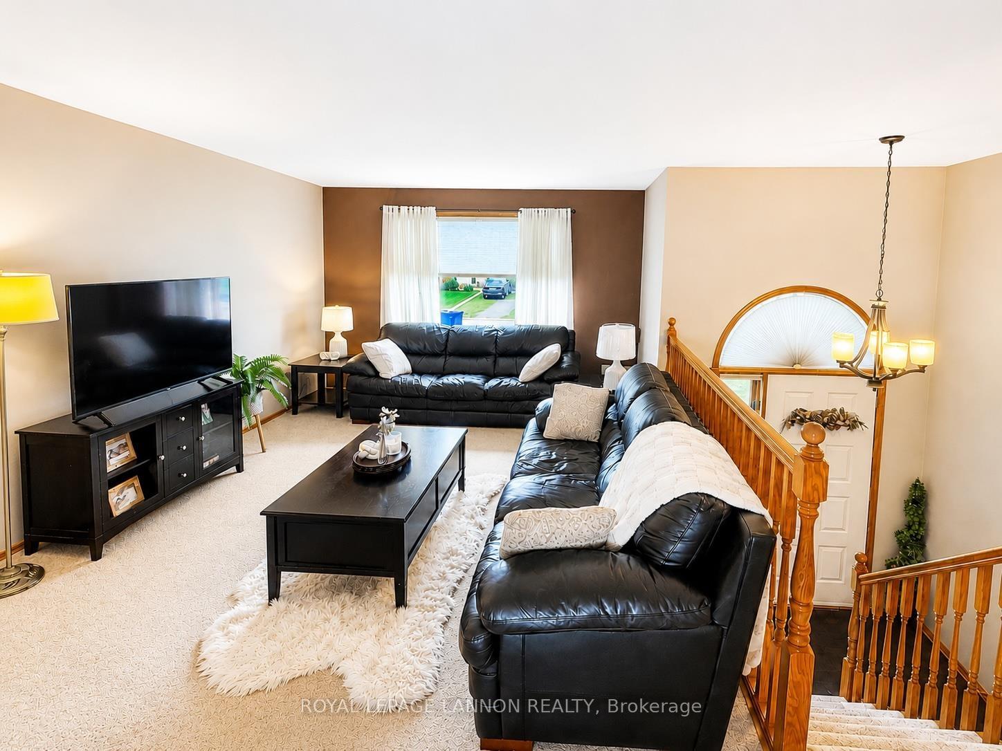 Photo 7 of 312 Caribou Crescent, Thunder Bay, Parkdale — HOMEH