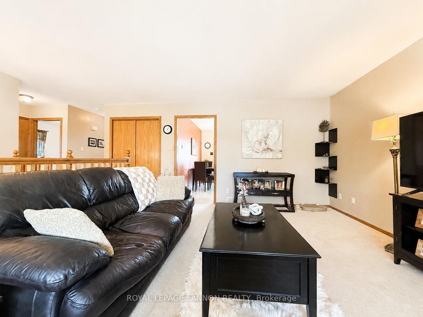 Photo 11 of 312 Caribou Crescent, Thunder Bay, Parkdale — HOMEH