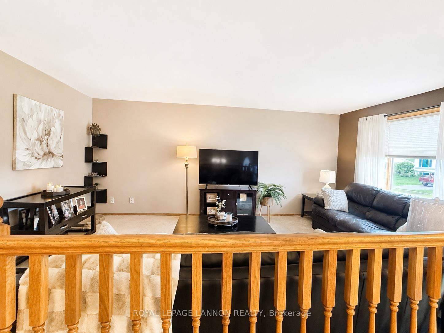 Photo 13 of 312 Caribou Crescent, Thunder Bay, Parkdale — HOMEH