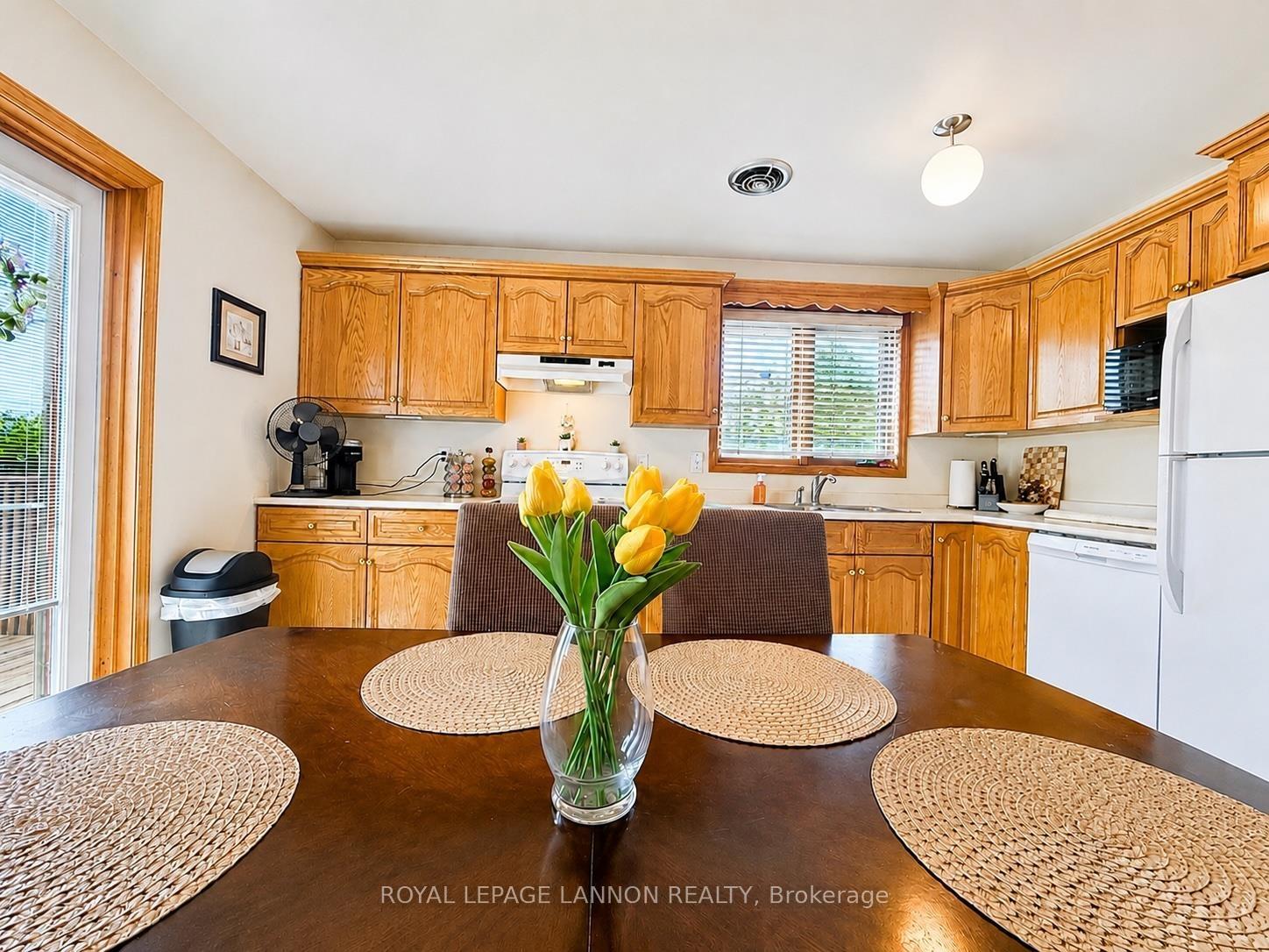 Photo 17 of 312 Caribou Crescent, Thunder Bay, Parkdale — HOMEH