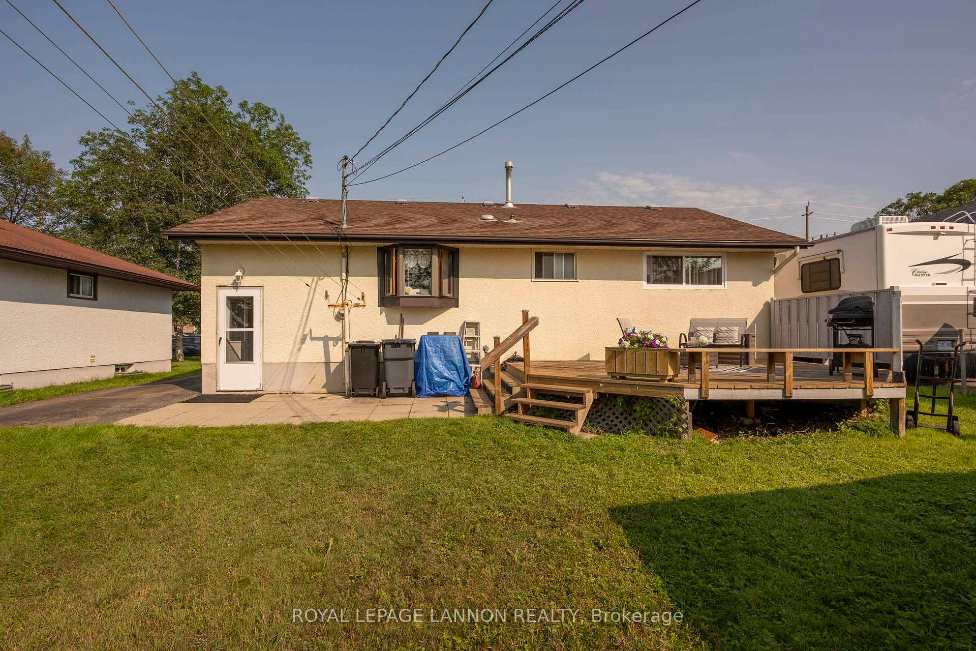 Photo 5 of 139 Clarkson Street S, Thunder Bay, Forest Park — HOMEH