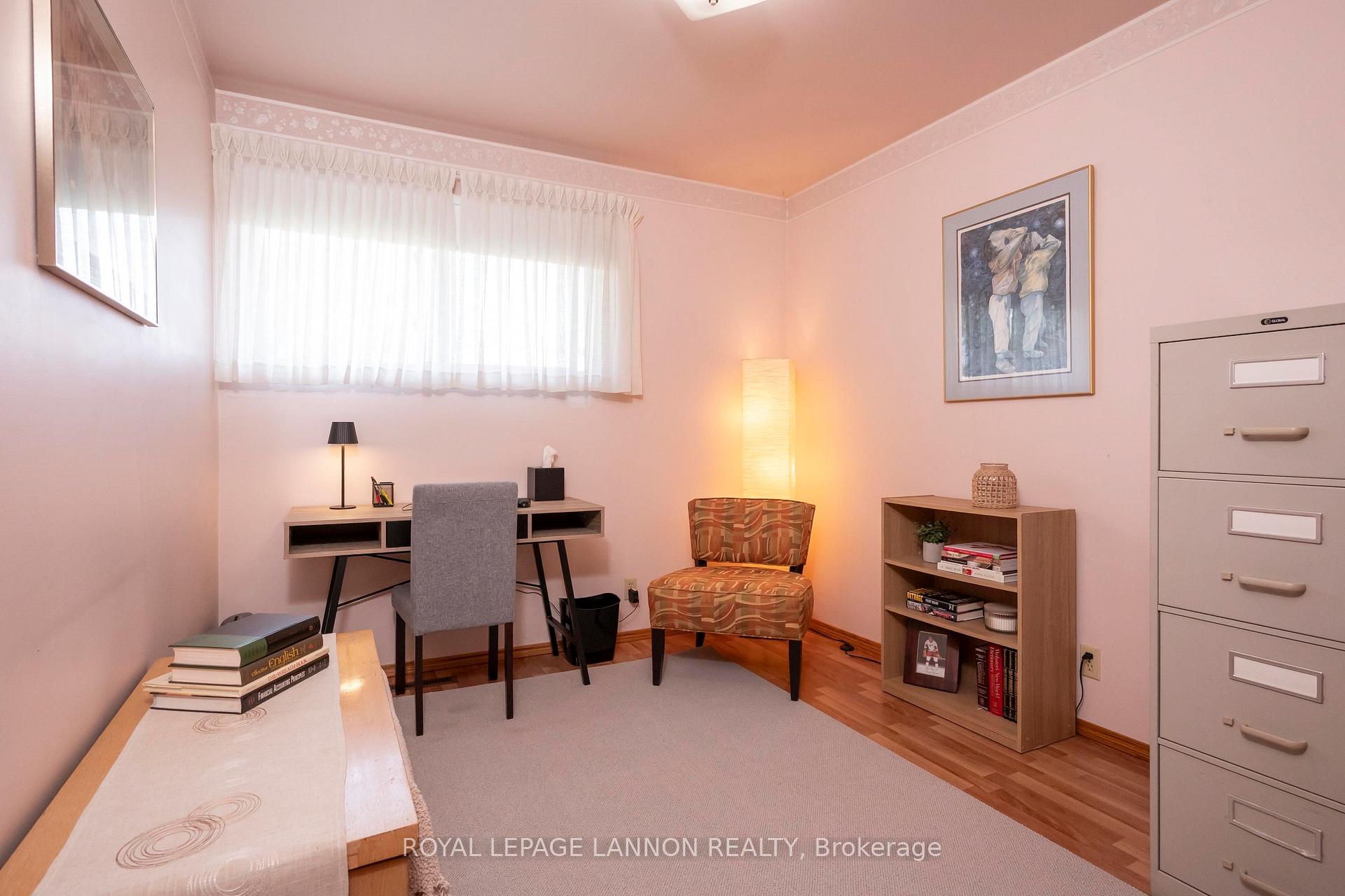 Photo 24 of 139 Clarkson Street S, Thunder Bay, Forest Park — HOMEH