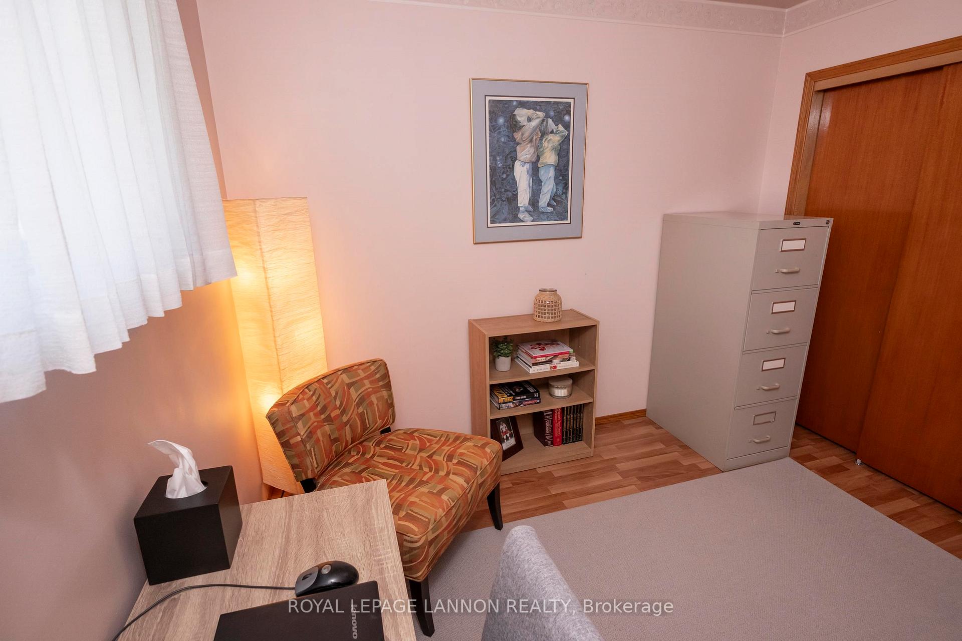 Photo 26 of 139 Clarkson Street S, Thunder Bay, Forest Park — HOMEH