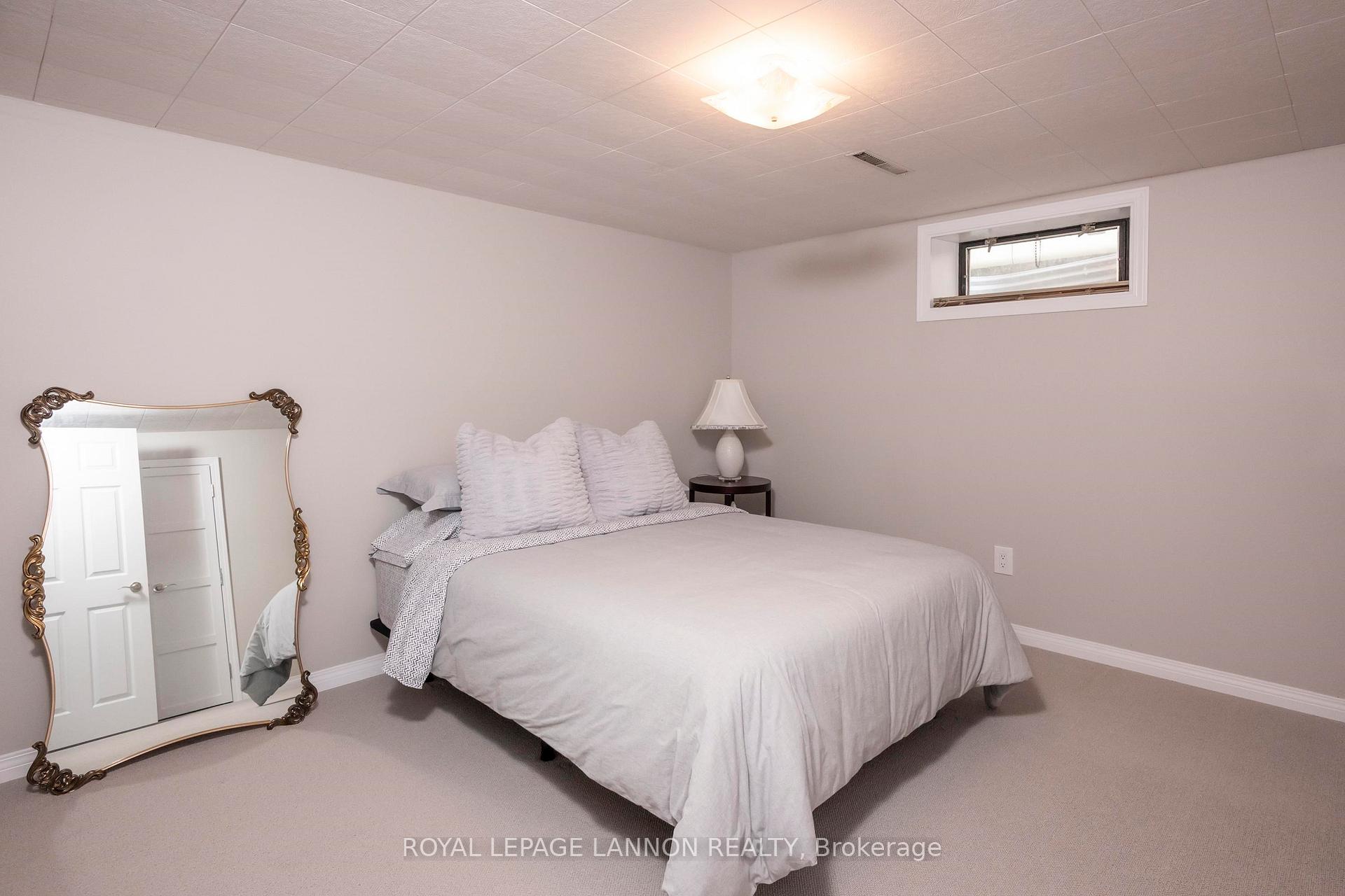 Photo 32 of 139 Clarkson Street S, Thunder Bay, Forest Park — HOMEH