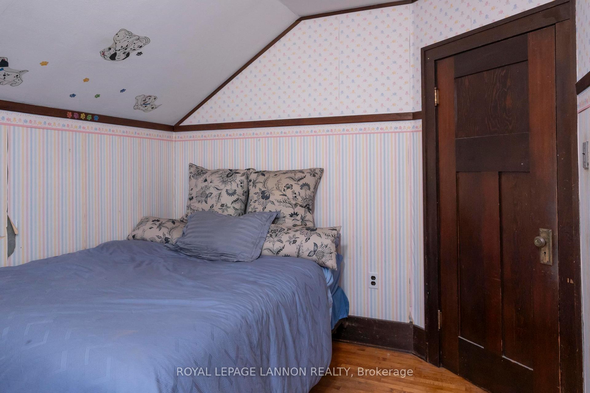 Photo 18 of 42 Gordon Avenue, Thunder Bay, Green Acres — HOMEH
