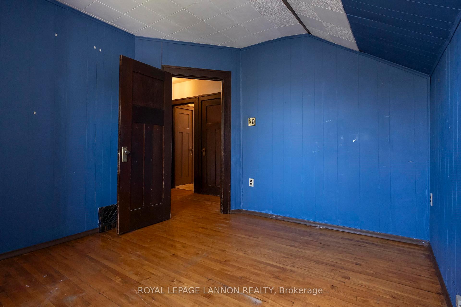 Photo 20 of 42 Gordon Avenue, Thunder Bay, Green Acres — HOMEH