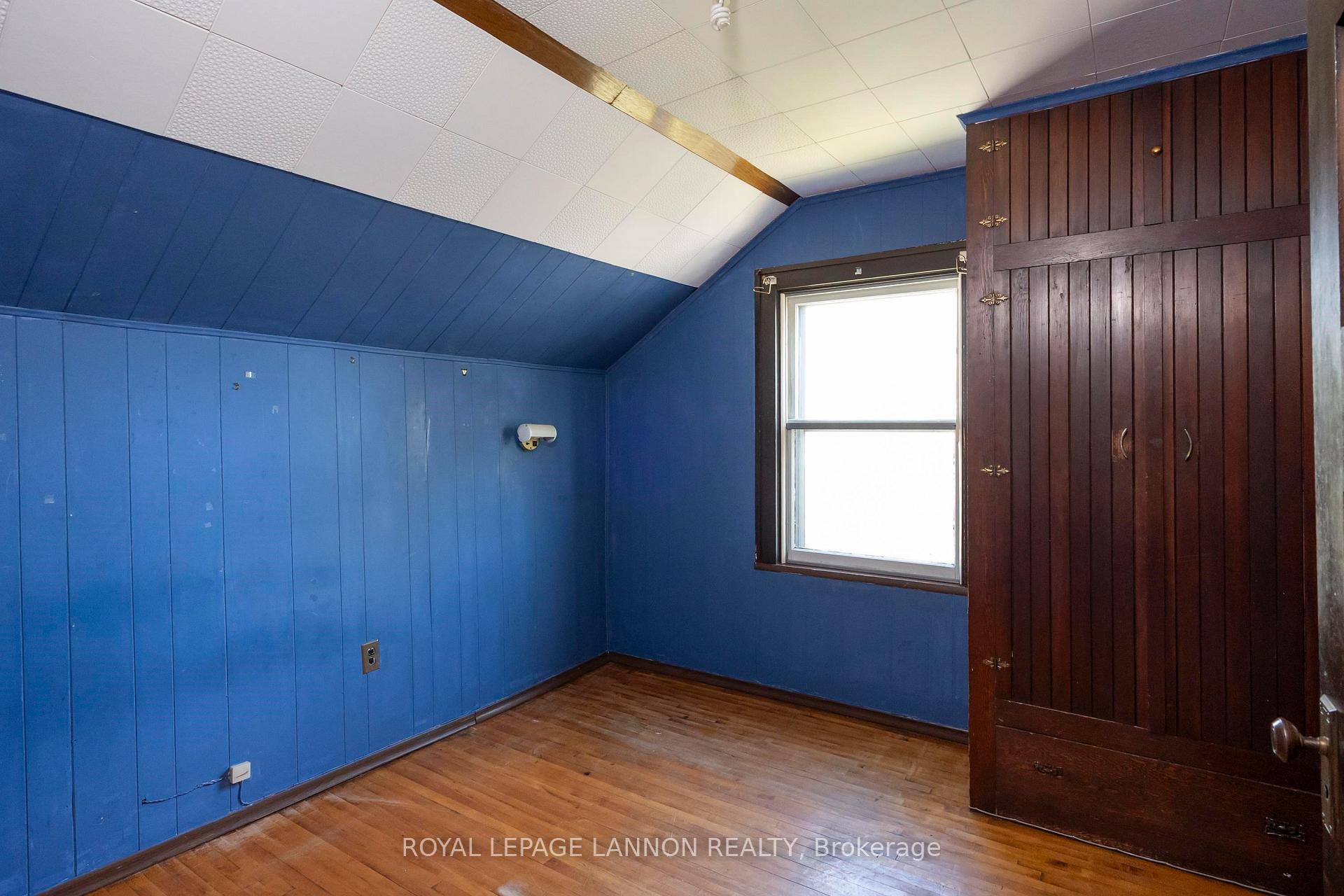 Photo 21 of 42 Gordon Avenue, Thunder Bay, Green Acres — HOMEH