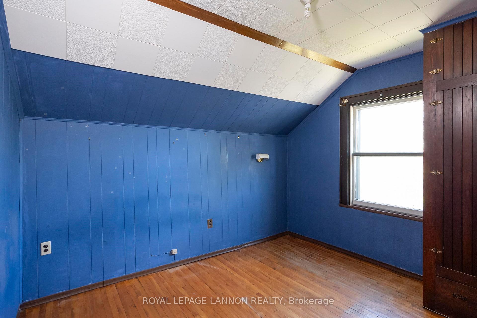 Photo 22 of 42 Gordon Avenue, Thunder Bay, Green Acres — HOMEH