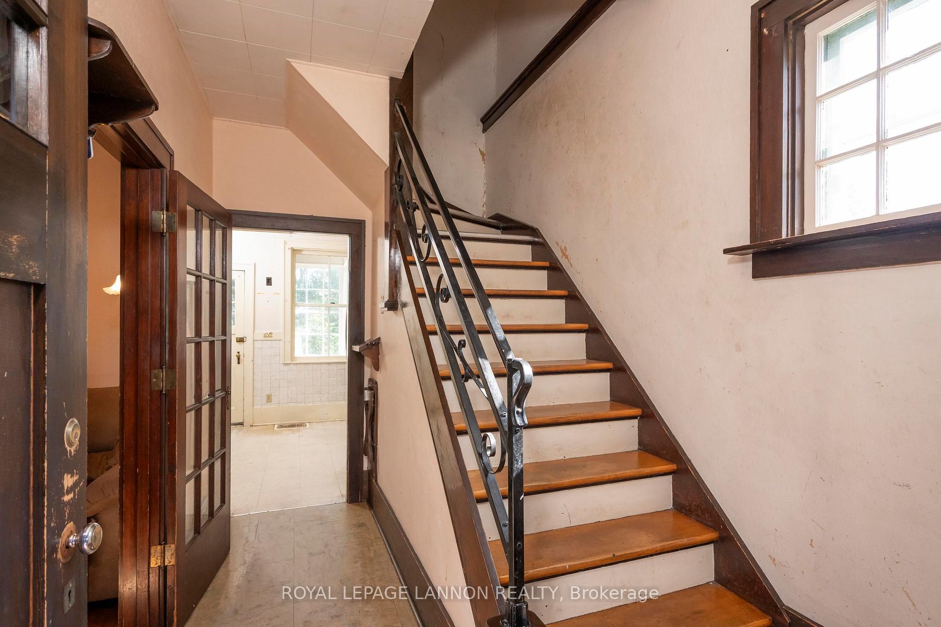 Photo 28 of 42 Gordon Avenue, Thunder Bay, Green Acres — HOMEH