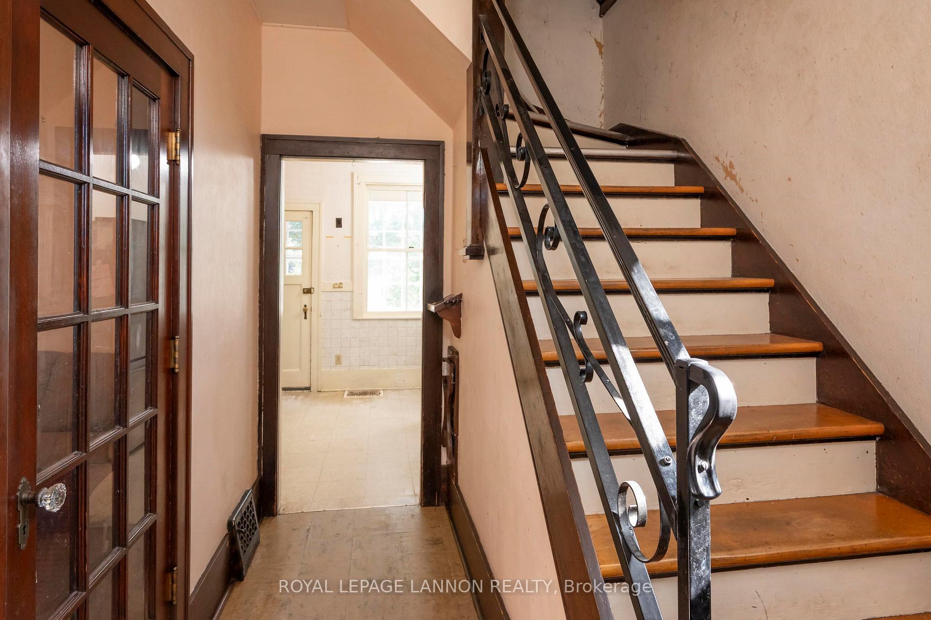Photo 29 of 42 Gordon Avenue, Thunder Bay, Green Acres — HOMEH