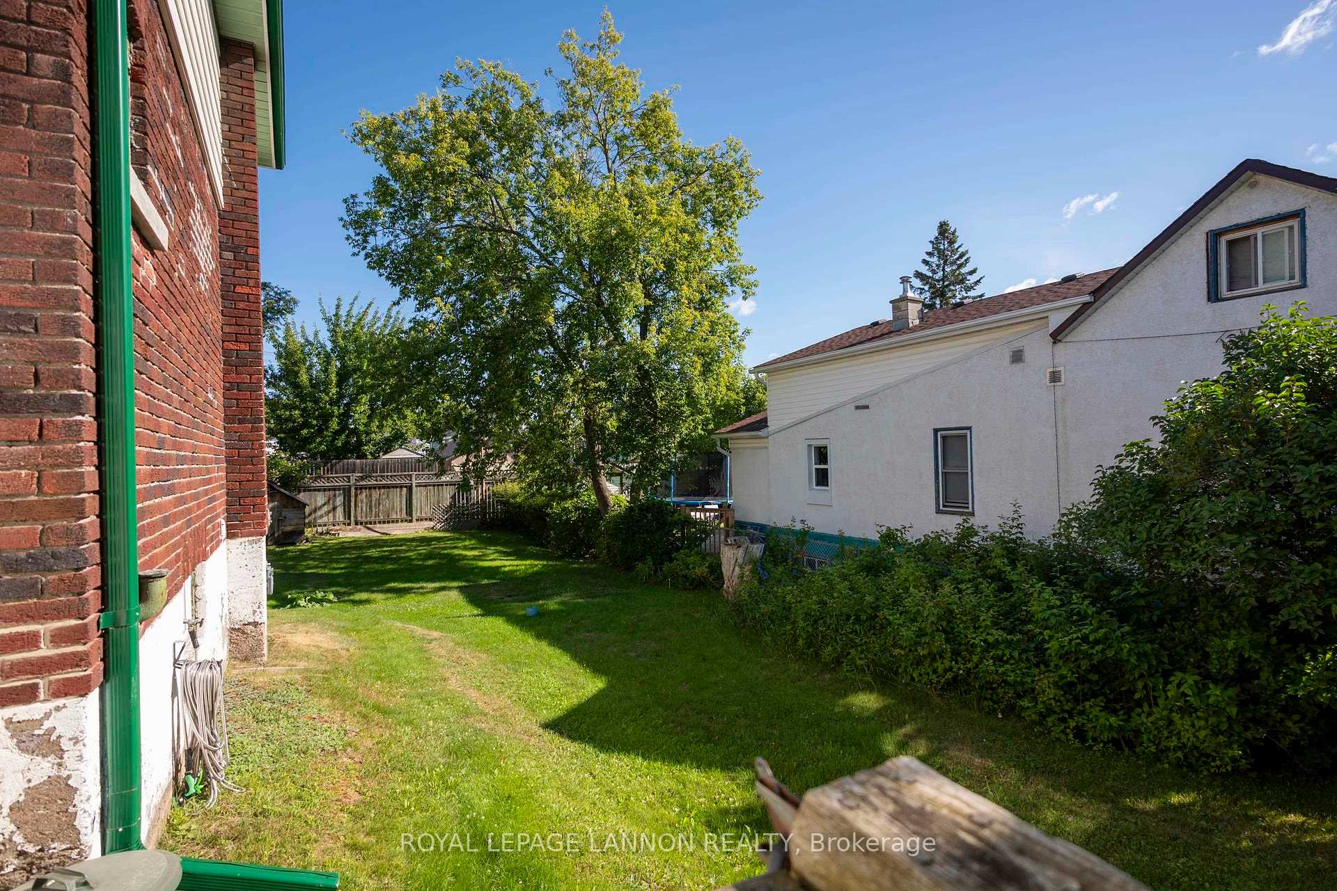 Photo 42 of 42 Gordon Avenue, Thunder Bay, Green Acres — HOMEH