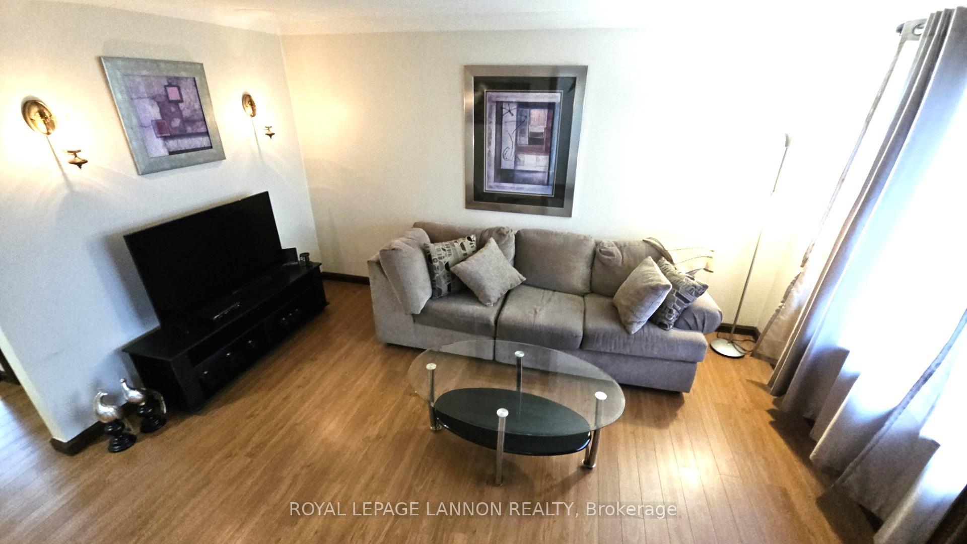 Photo 7 of 403 Arundel Street, Thunder Bay, Current River — HOMEH