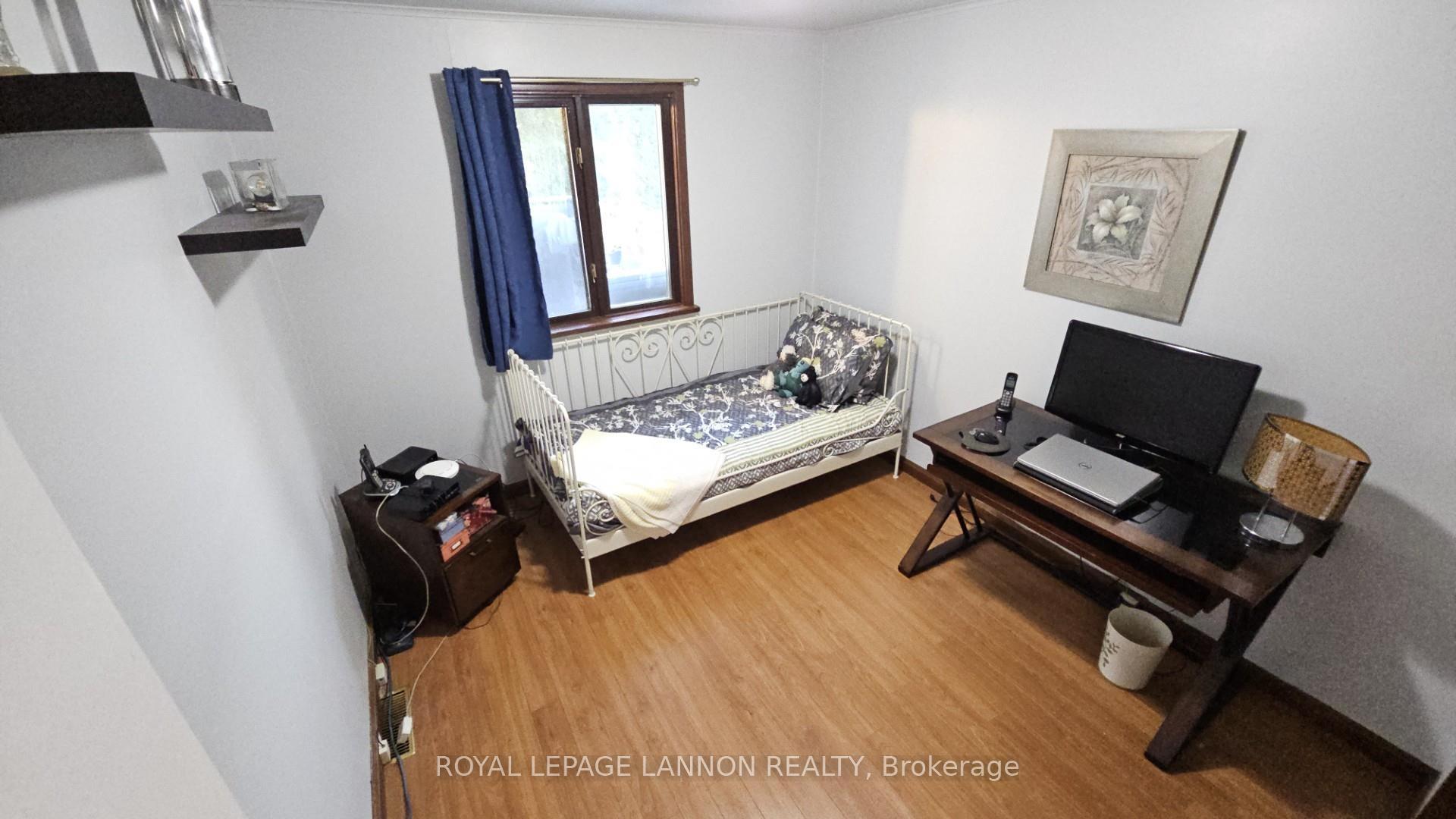Photo 9 of 403 Arundel Street, Thunder Bay, Current River — HOMEH