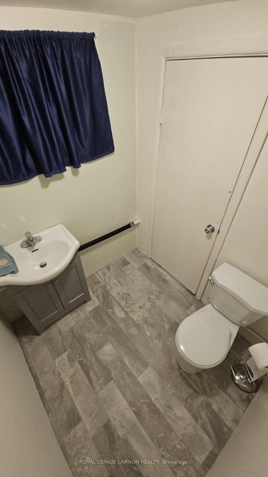 Photo 20 of 403 Arundel Street, Thunder Bay, Current River — HOMEH