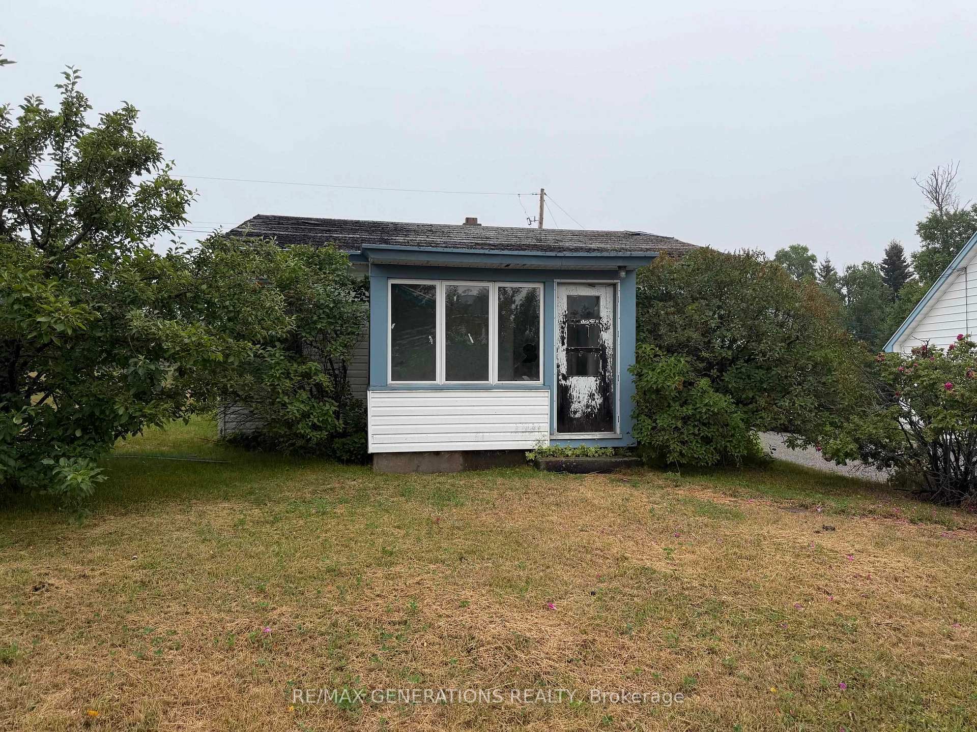 Photo 1 of 10 Princess Avenue, Terrace Bay, TB-92 — HOMEH