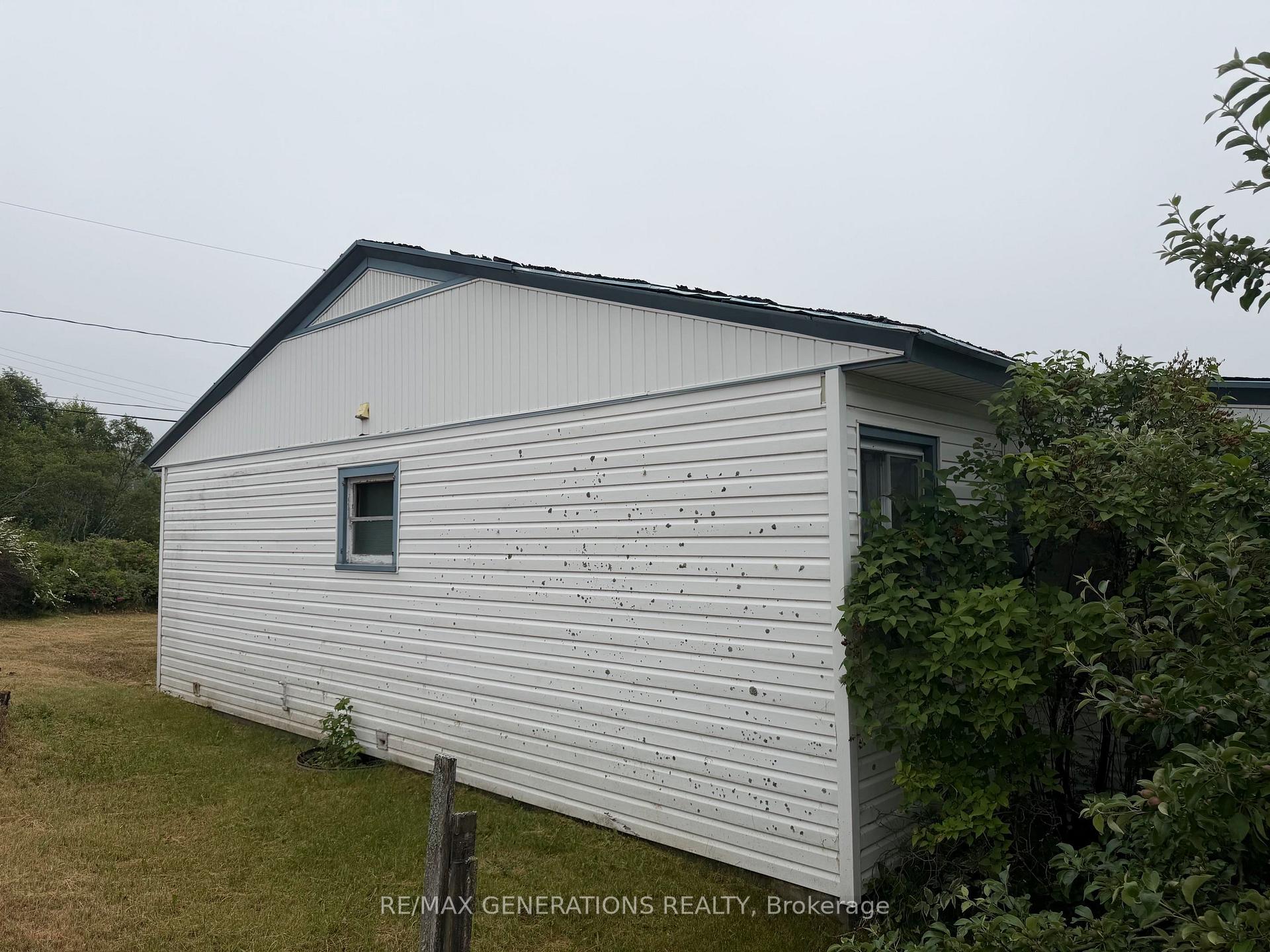 Photo 2 of 10 Princess Avenue, Terrace Bay, TB-92 — HOMEH