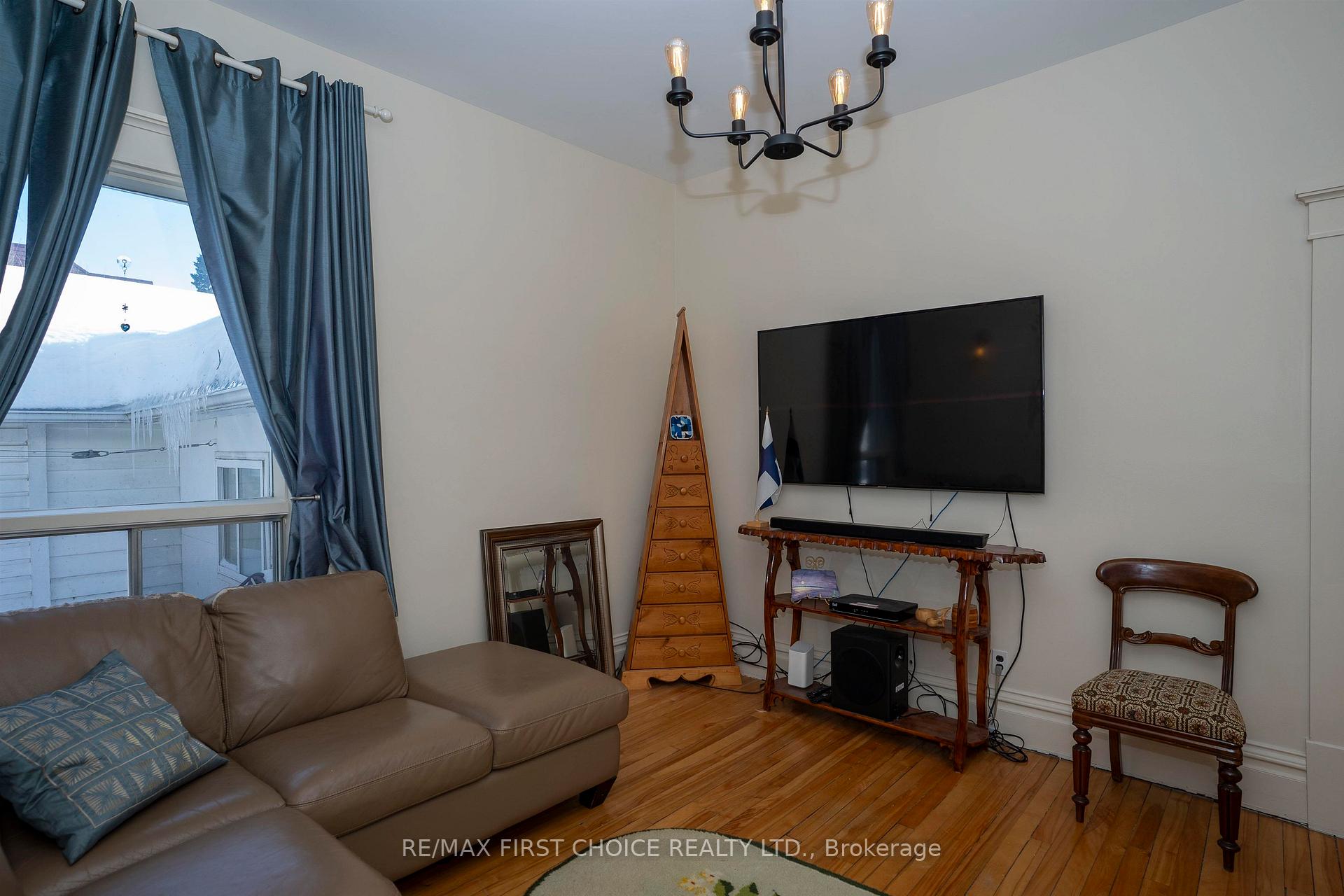 Photo 32 of 43 Summit Avenue, Thunder Bay, Mariday Heights — HOMEH