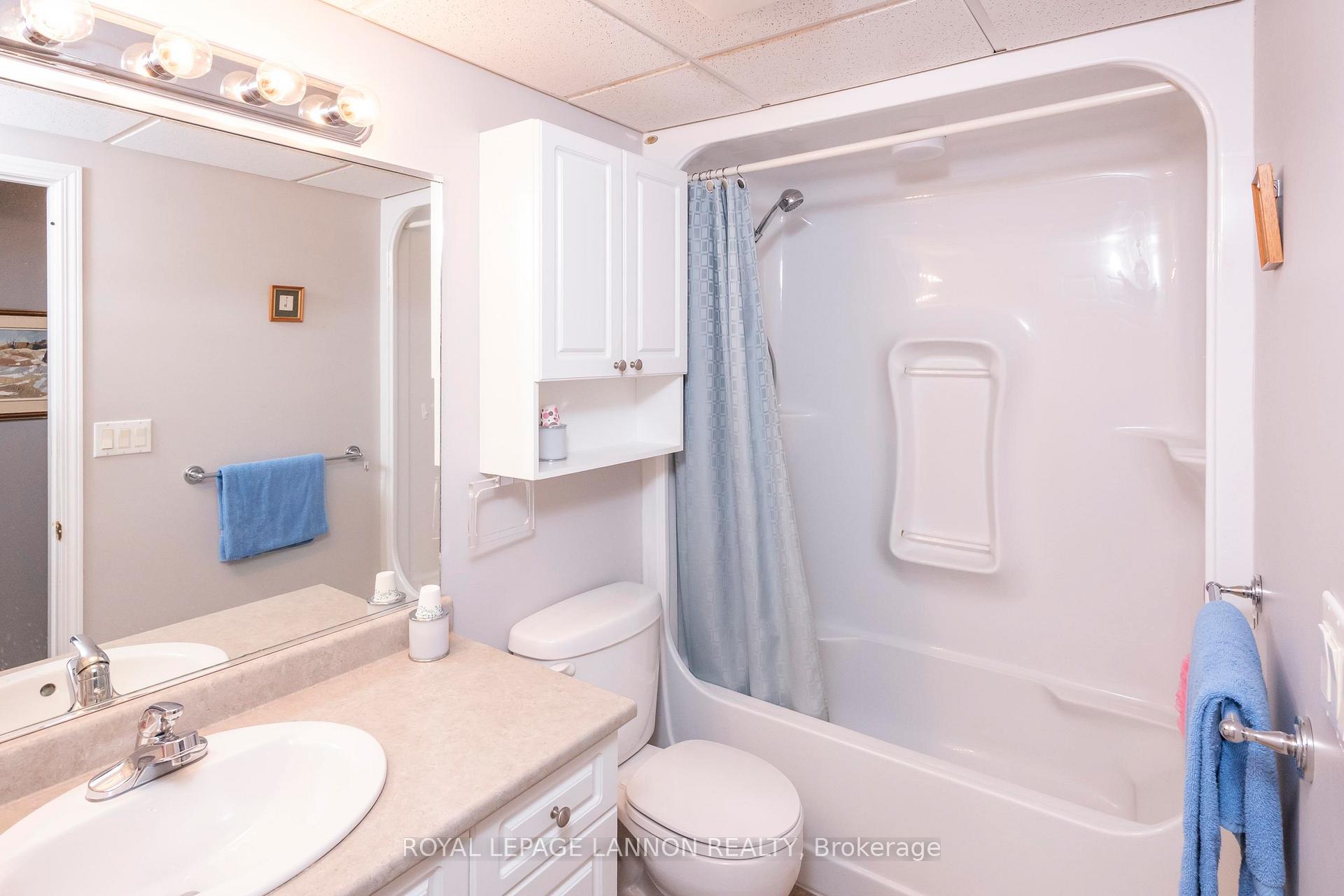 Photo 25 of 101 - 620 Red River Road, Thunder Bay, College Heights — HOMEH