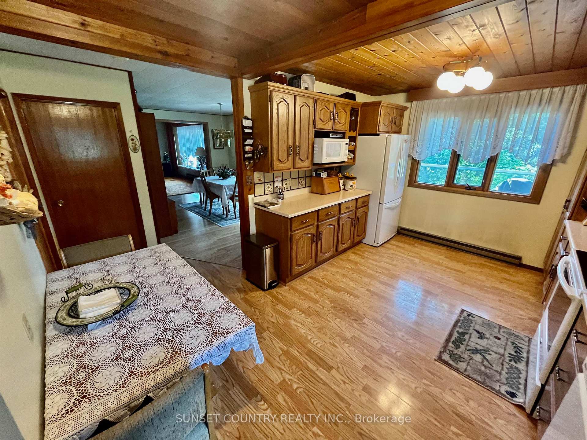 Photo 4 of 71 Lakeview Road, Dryden, Thunder Lake — HOMEH