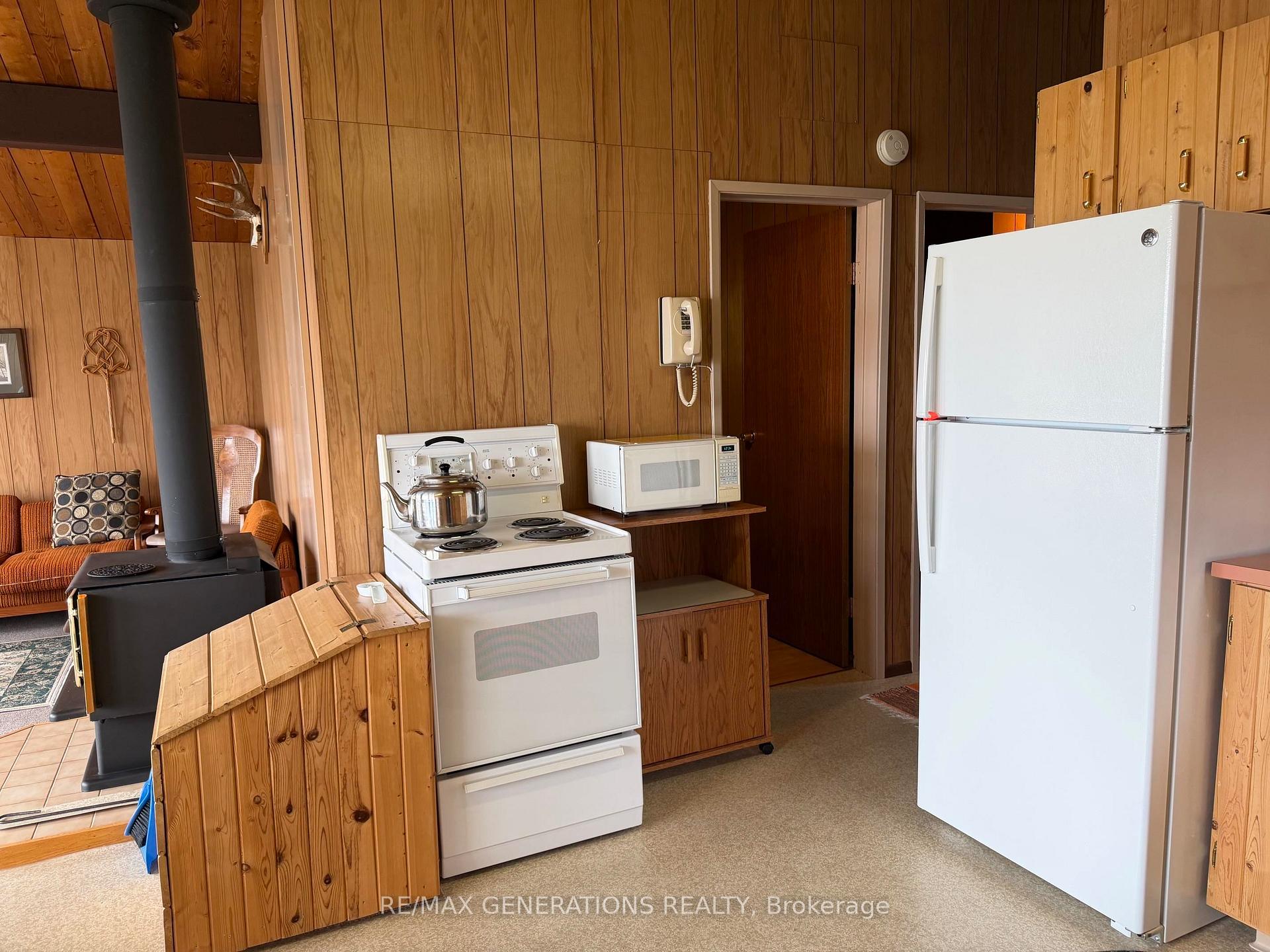 Photo 8 of 229 Lakeshore Road, Thunder Bay Remote Area, TB-88 — HOMEH