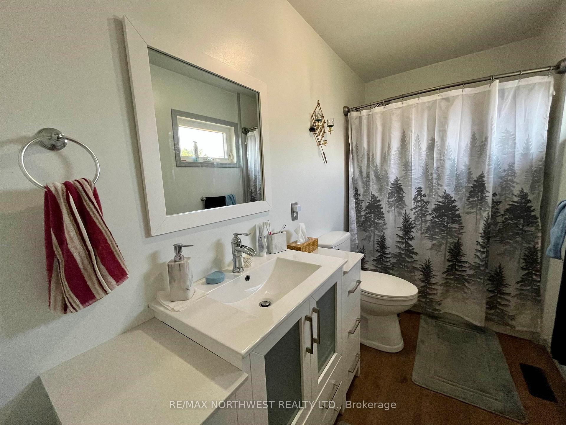 Photo 10 of 629 Third St. W. W, Fort Frances, TB-401 — HOMEH