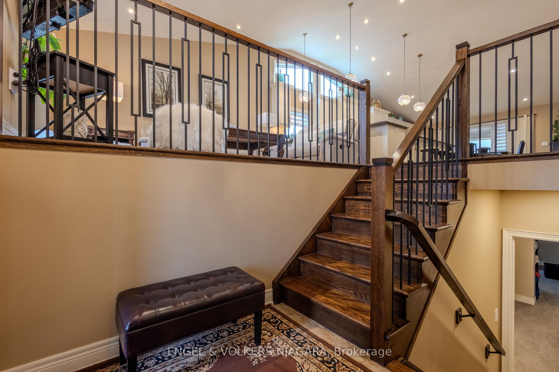 Photo 10 of 5 Delicious Court, Thorold, Rolling Meadows — HOMEH
