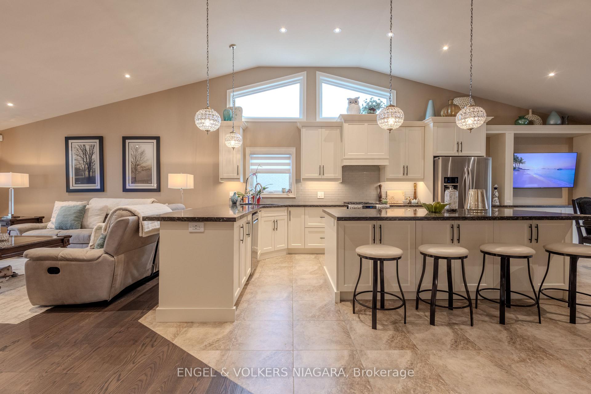 Photo 15 of 5 Delicious Court, Thorold, Rolling Meadows — HOMEH