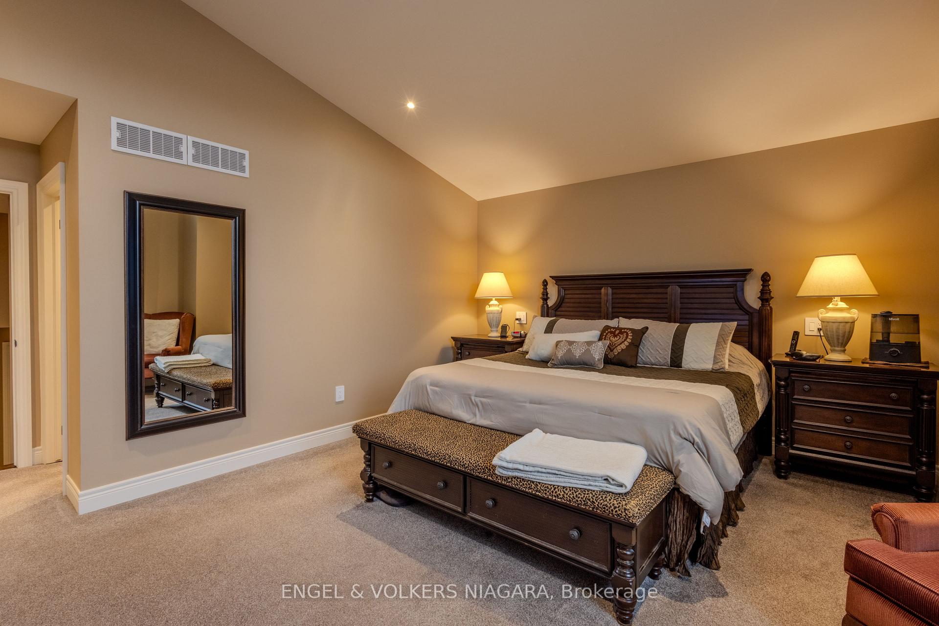 Photo 22 of 5 Delicious Court, Thorold, Rolling Meadows — HOMEH