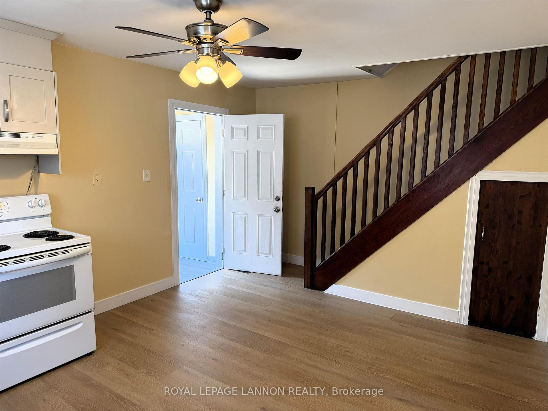 Photo 4 of 519 McTavish Street, Thunder Bay, East End — HOMEH